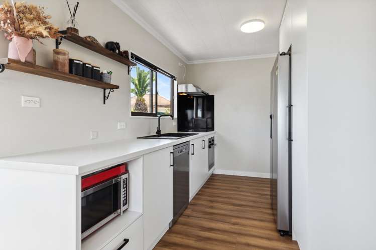 20a Tahurangi Place Spotswood_3