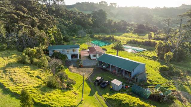 Rare Lifestyle Opportunity - Two Homes on 1.79 ha