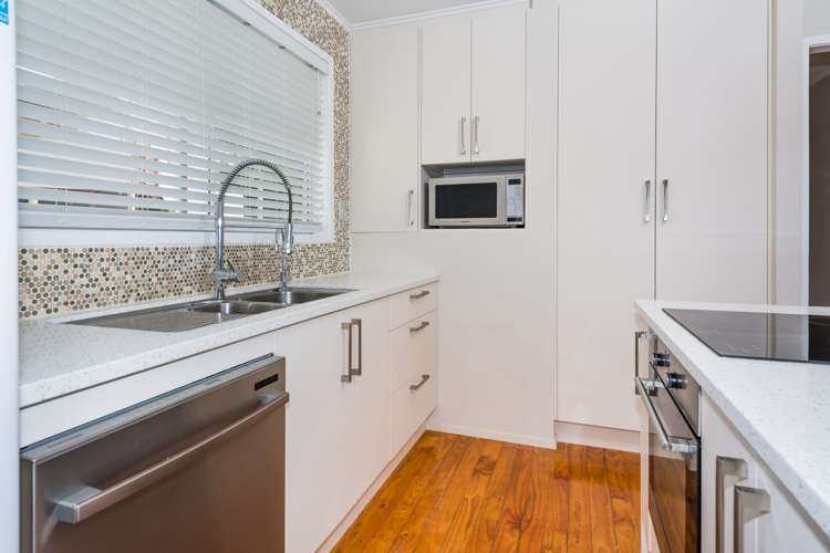 1/7 Taurus Crescent Beach Haven_8