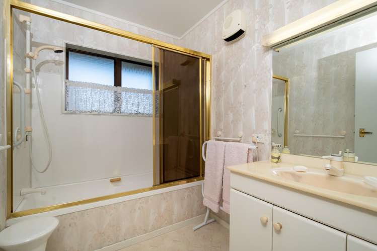 52 Spence Road Henderson_17