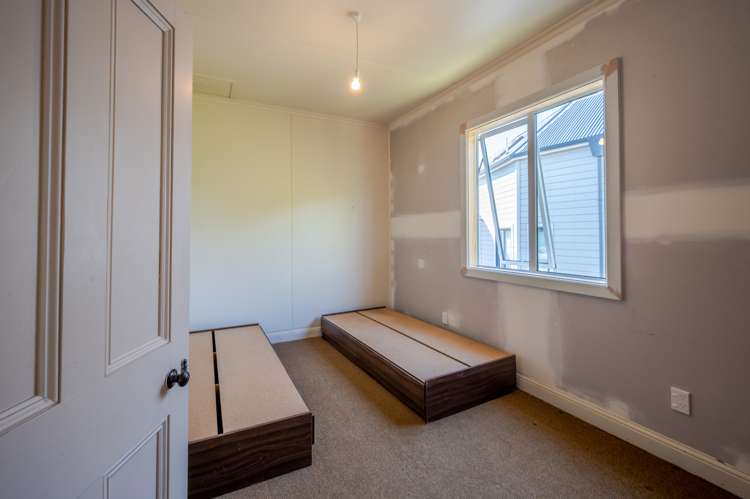 55 Beach Road Akaroa_28