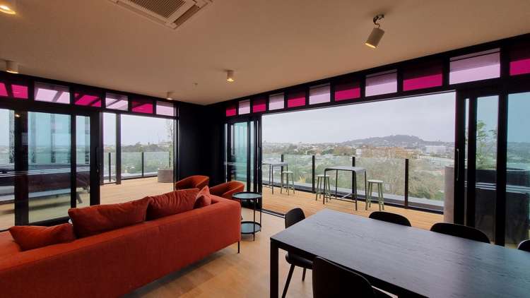 206/2 Finch Street Morningside_9