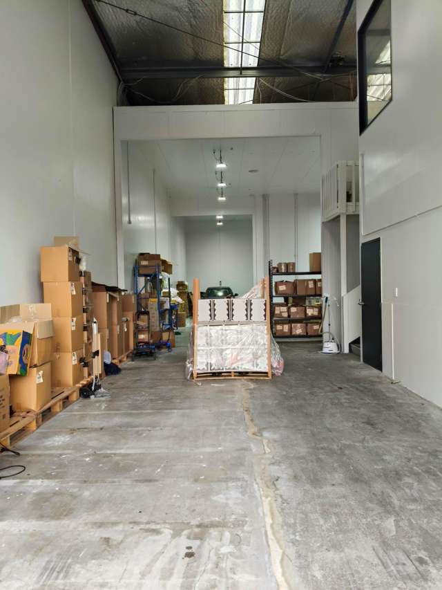 Unit 1/33 Waipareira Avenue Henderson_3