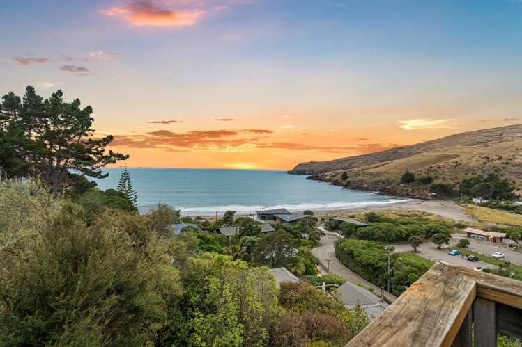 217 Taylors Mistake Road Te Onepoto / Taylors Mistake_19