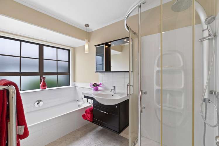 19 Ellerslie Avenue Chartwell_16