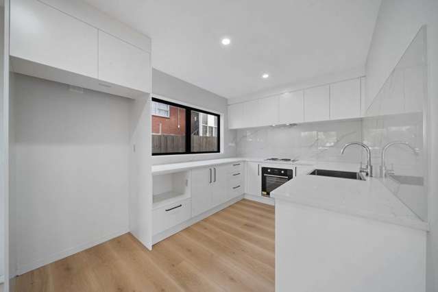 4/25 Crawford Avenue Mangere Bridge_3