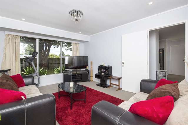 72 Old Wairoa Road Papakura_2