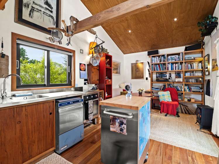 8 Beach Road Long Beach_5