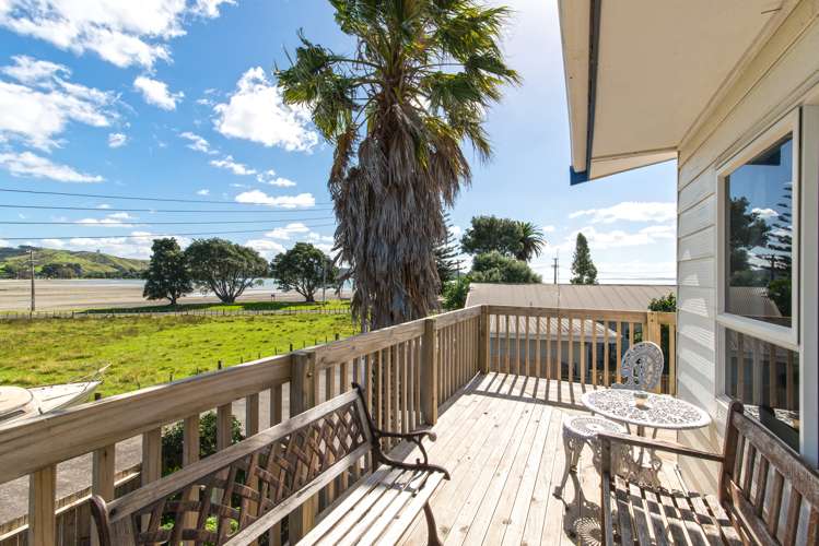 21 Kawakawa Bay Coast Road Kawakawa Bay_8