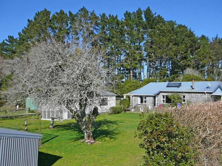 168 Cross Road Lepperton_23