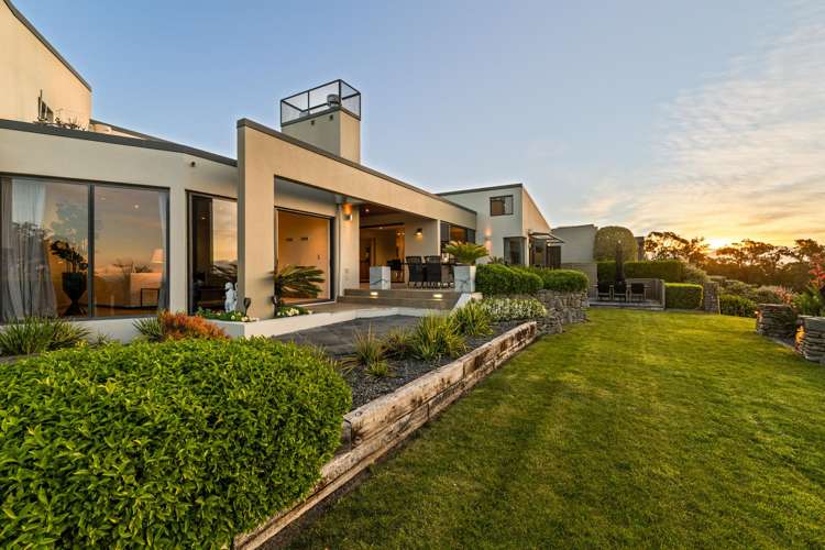 13 and 7 Burbury Ridge Havelock North_27
