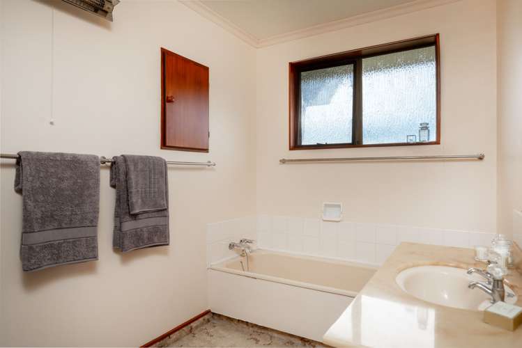 6 Totara Place Redwoodtown_12