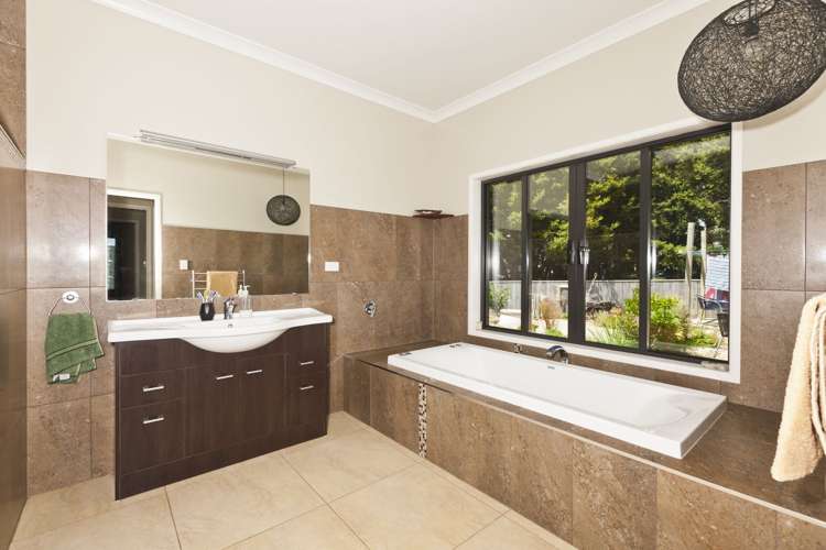 768 Owhiwa Road Parua Bay_13