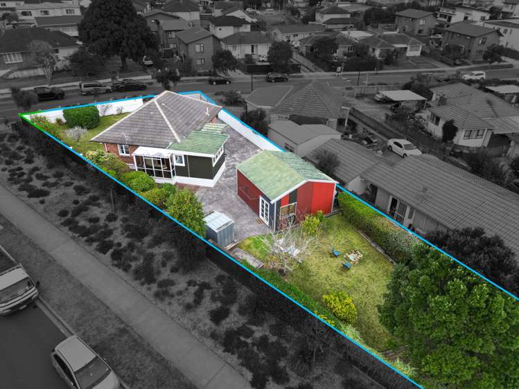1 Freeland Avenue Mount Roskill_18