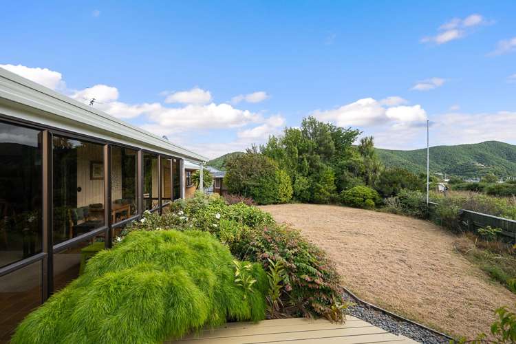 106 Moana View Road Waikawa_24