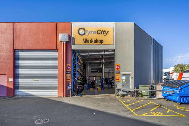 Unit 2, 3 William Pickering Drive Albany_4