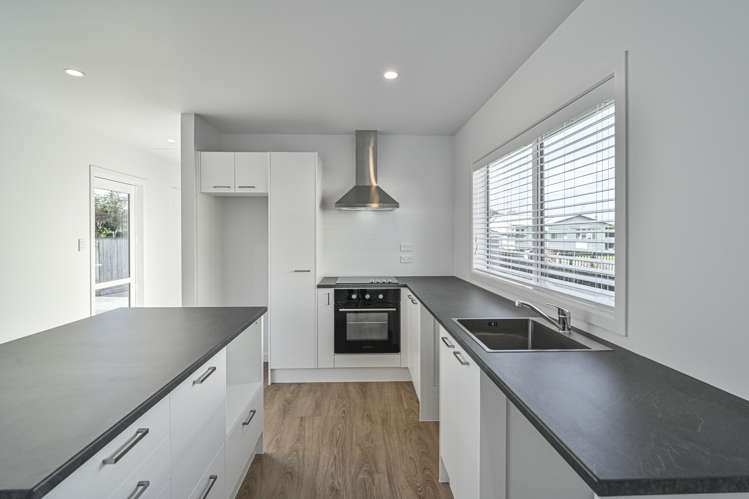 300 Willowpark Road South Hastings_12