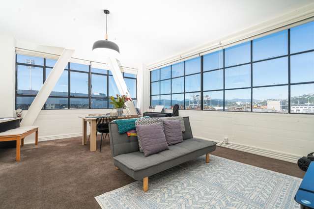 10/125 Thorndon Quay Pipitea_2