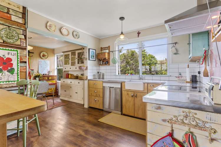 14 Shortt Avenue Mangere Bridge_13