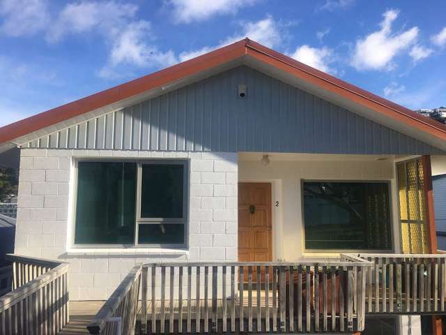 2BR Hataitai haven with parking