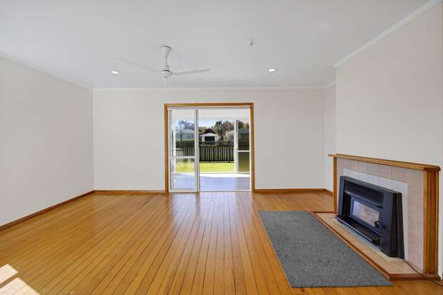 22 Whitcombe Road Opunake_2