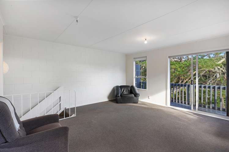 6 Cyril Way_5