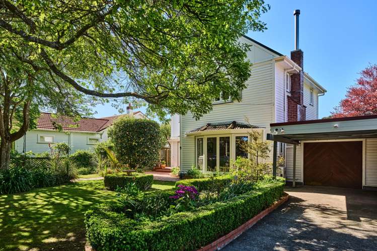 9 Totara Crescent Woburn_32