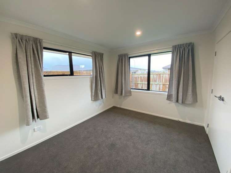 17 Korako Lane 500153_8