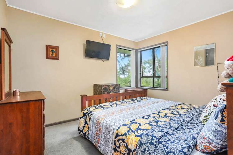 202 Godley Road Titirangi_11