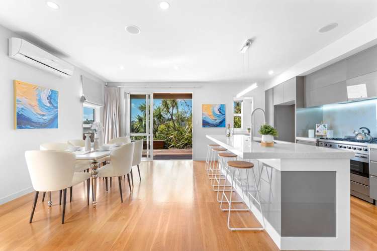 18 Remuremu Street Long Bay_8