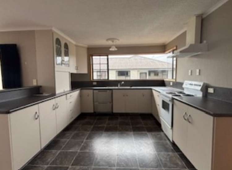 15 Lark Street 11441_2