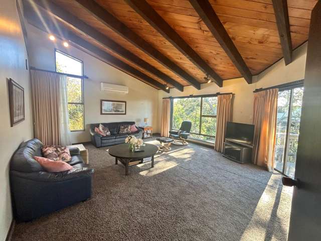 10 Whitby Crescent Mairangi Bay_2