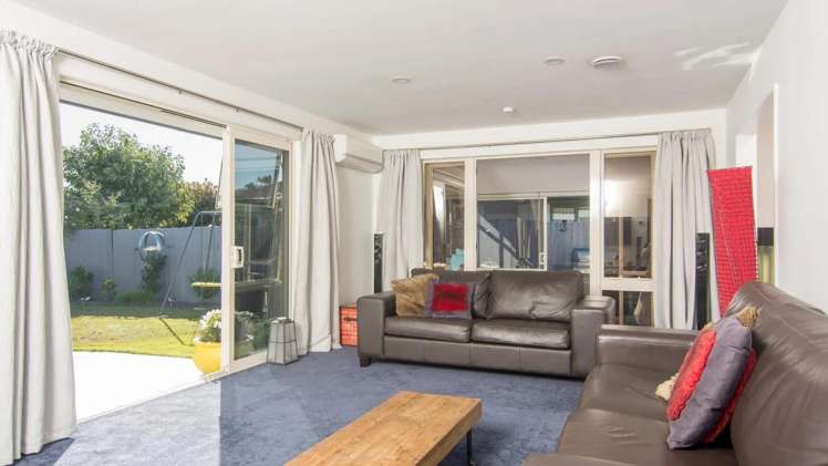 59 Masefield Street Stoke_4