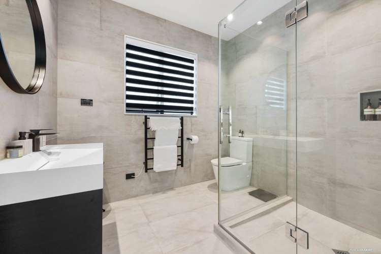 7 Syd Grant Crescent Orewa_15