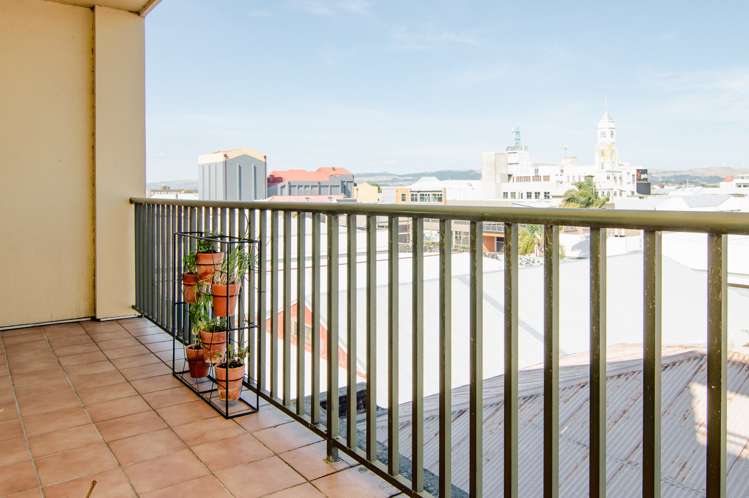 3e/6 Queen Street Palmerston North Central_16