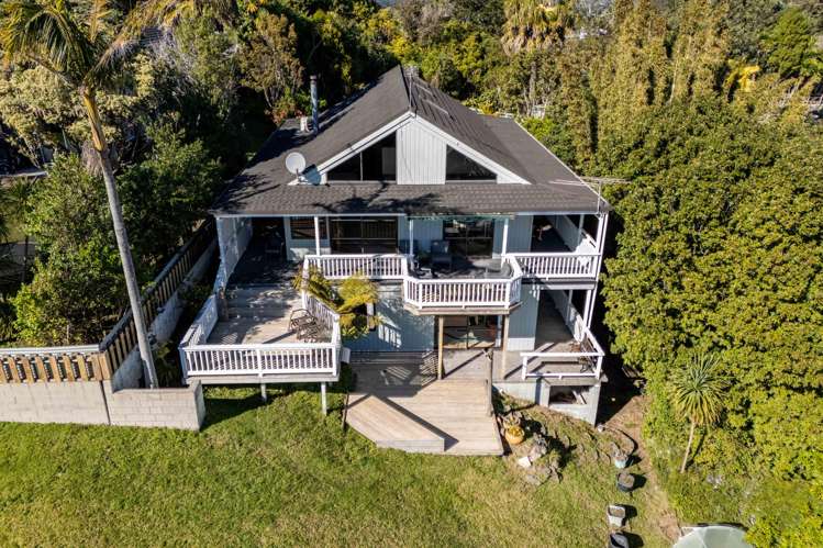 218 Whangaparaoa Road_1