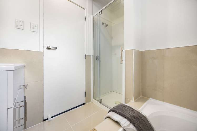 53 Karen Crescent Dinsdale_11