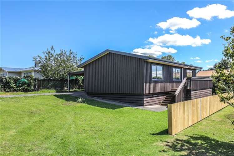 2 Waugh Lane Huntly_0