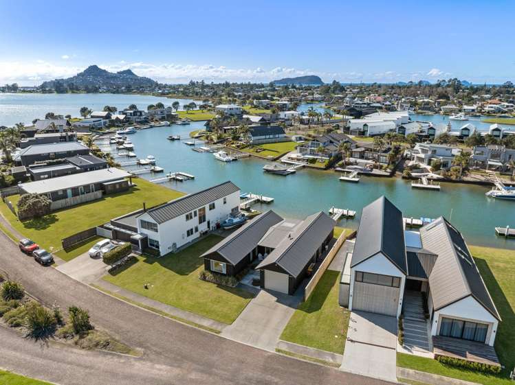 150 Waterways Parade Pauanui_32