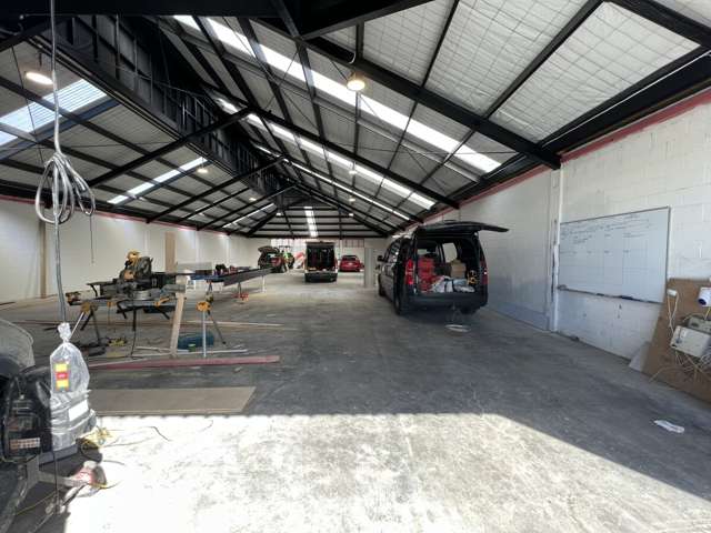 3/183 McLeod Road Te Atatu South_2