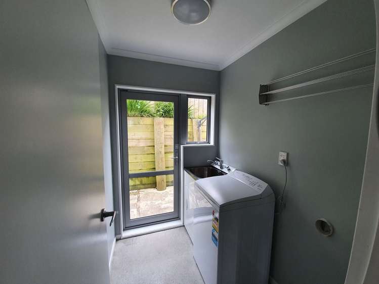 89A Sunshine Avenue Karori_11