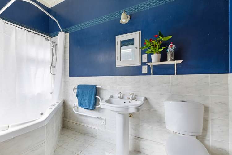 353 Devon Street West Lynmouth_16