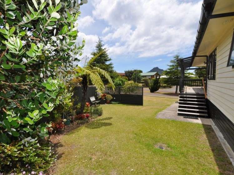 17 Pleasant Place Pauanui_13