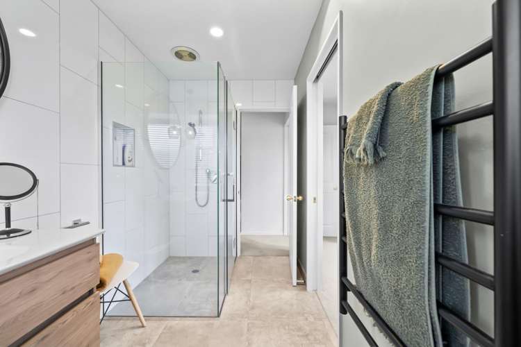 3 Ashmore Lane Strowan_12