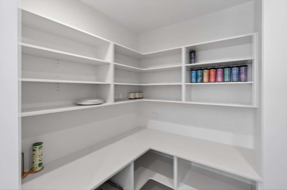 10 Longfields Road_2