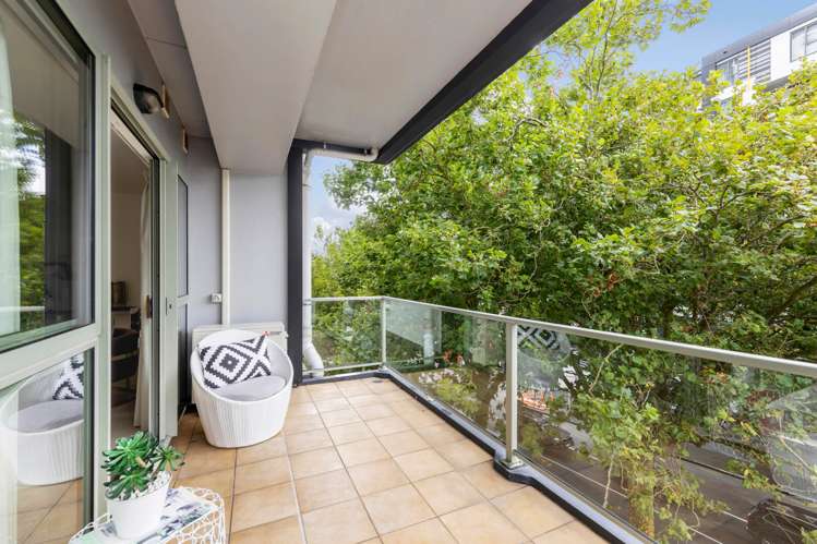 2d/8 Howe Street Freemans Bay_1