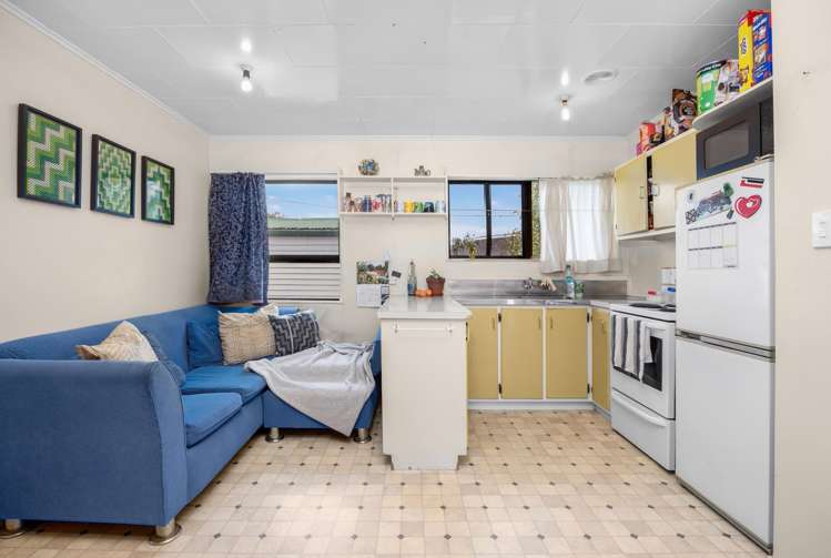 18 Doctors Hill Road_3