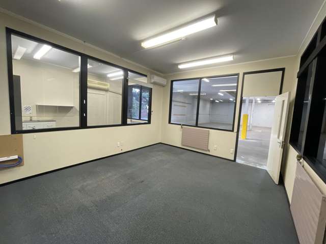 20 Kingsford Smith Street Rongotai_3