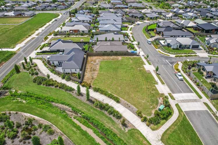 34 Cupola Crescent Richmond_4