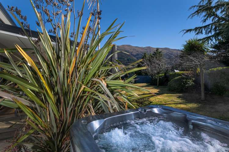 21 Hewson Crescent Lake Hawea_23